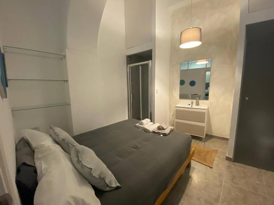 Quirky 1Br Just Off Main Street Prime Location Apartment Gibraltar Exterior photo