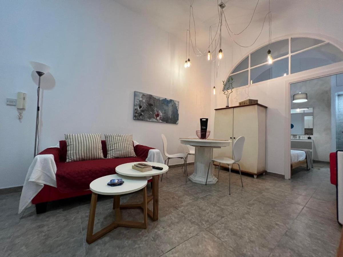 Quirky 1Br Just Off Main Street Prime Location Apartment Gibraltar Exterior photo